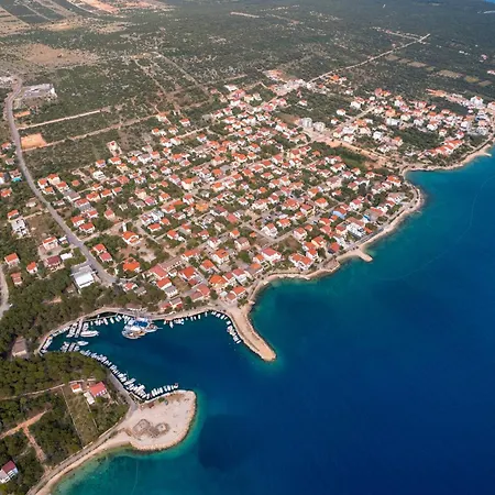 Apartamento By The Sea Mandre, Pag - 4105